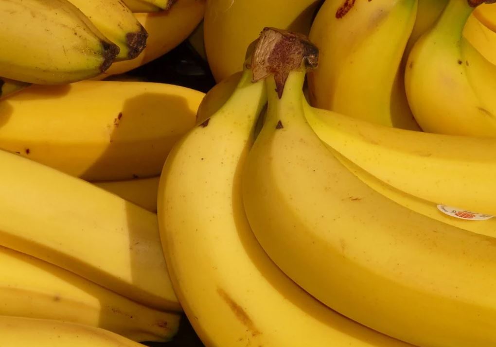 15 symbolic meanings of dreaming about bananas