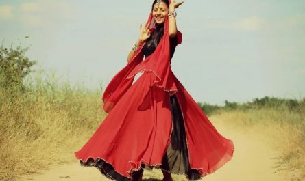 13 Symbolic Meanings of Dreaming About Dancing