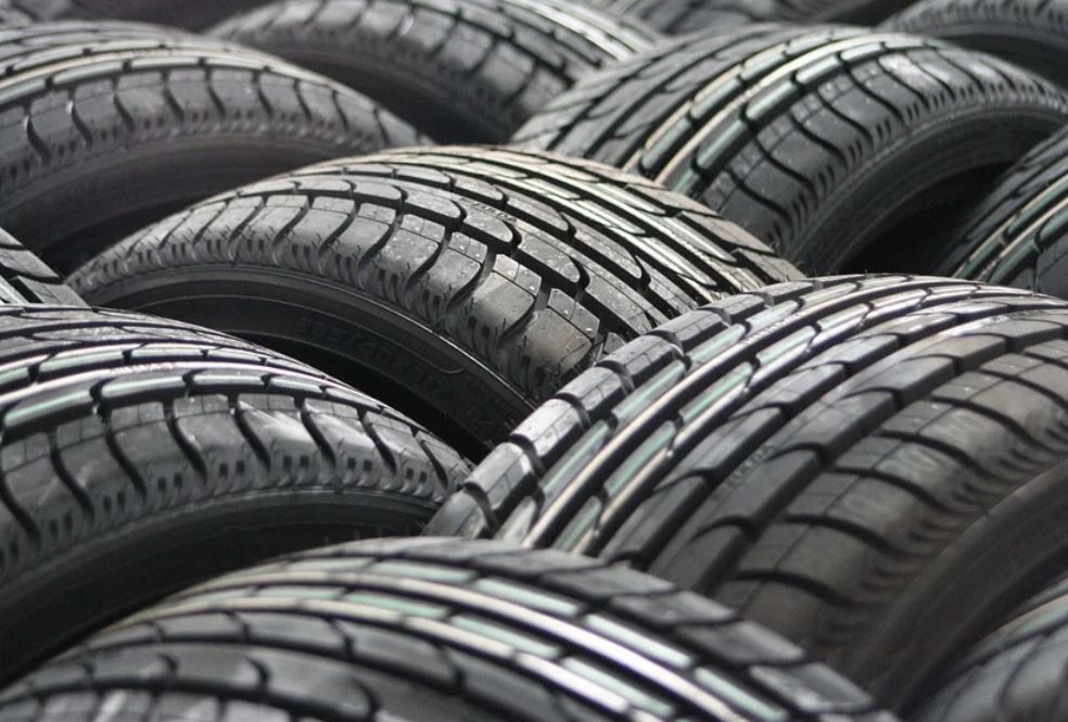 10 symbolic meanings of dreaming about tires