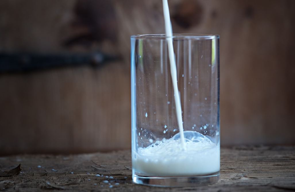 23 symbolic meanings of dreaming about milk