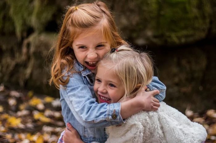 27 symbolic meanings of dreaming about your sister’s death