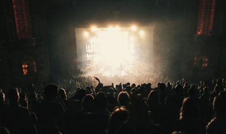 22 symbolic meanings of dreaming about a concert