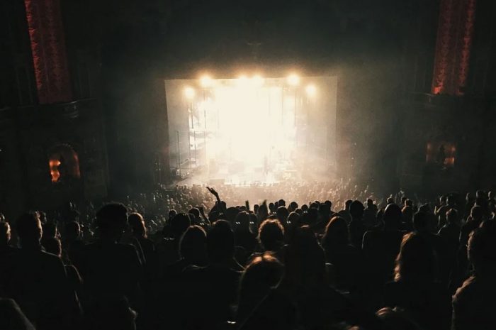 22 symbolic meanings of dreaming about a concert