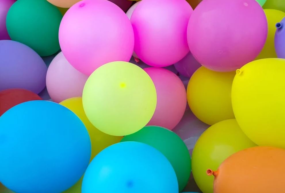 16 symbolic meanings of dreaming about balloons