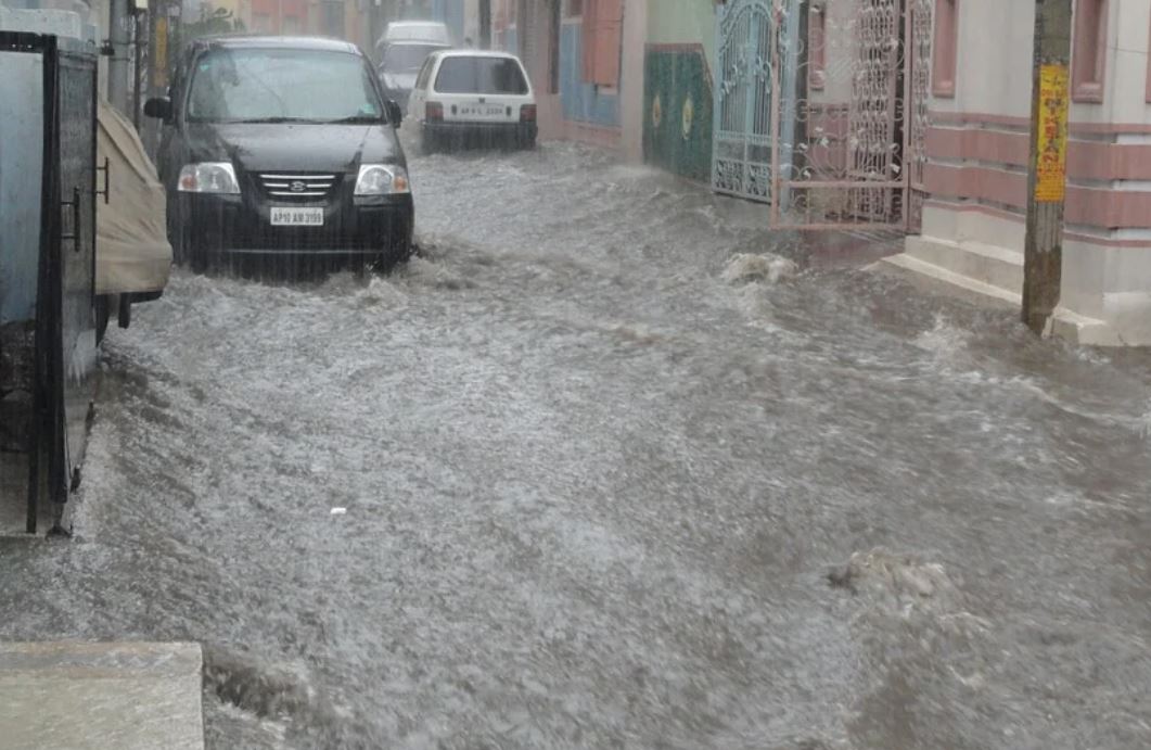 26 symbolic meanings of dreaming about floods