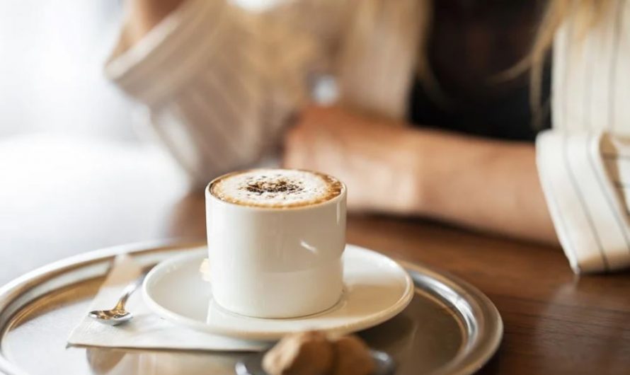 14 Symbolic Meanings of Dreaming About Going to a Café