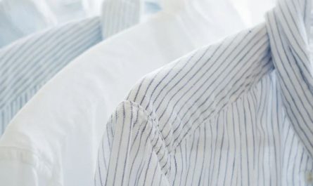 16 Symbolic Meanings of Dreaming About Shirts