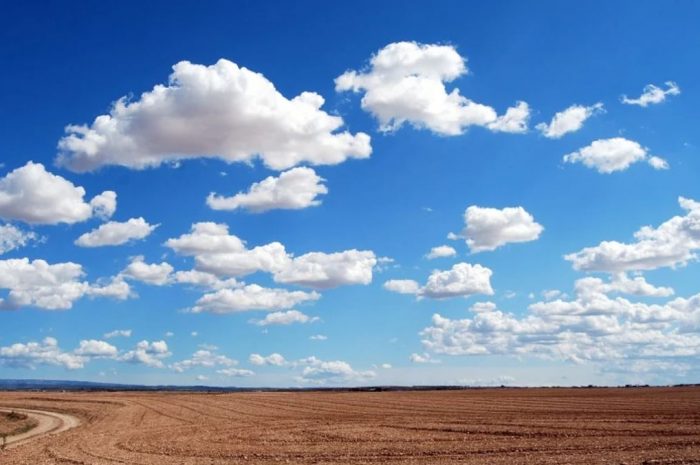 25 symbolic meanings of dreaming about a clear sky