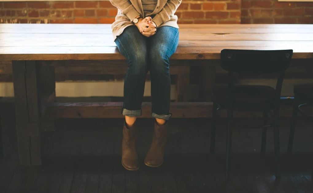 19 Symbolic Meanings of Dreaming About Boots