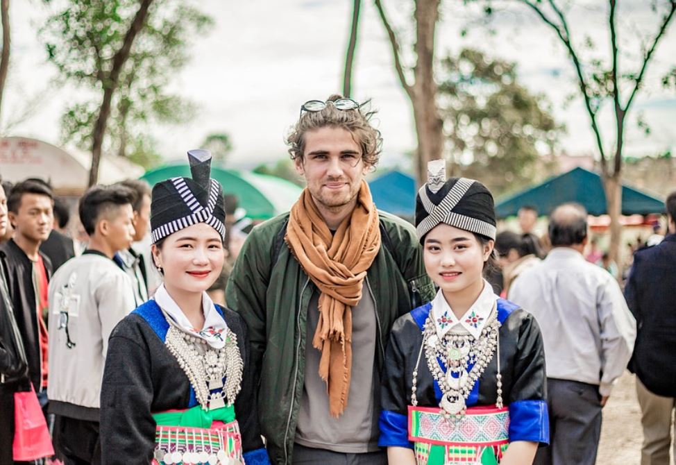 22 symbolic meanings of dreaming about foreigners