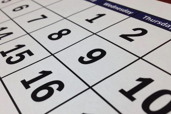 11 Symbolic Meanings of Dreaming About a Calendar