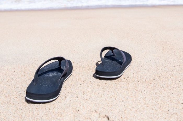 23 symbolic meanings of dreaming about slippers
