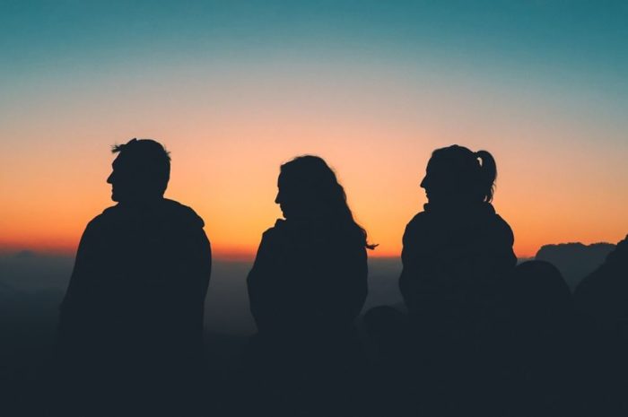 27 symbolic meanings of dreaming about friends