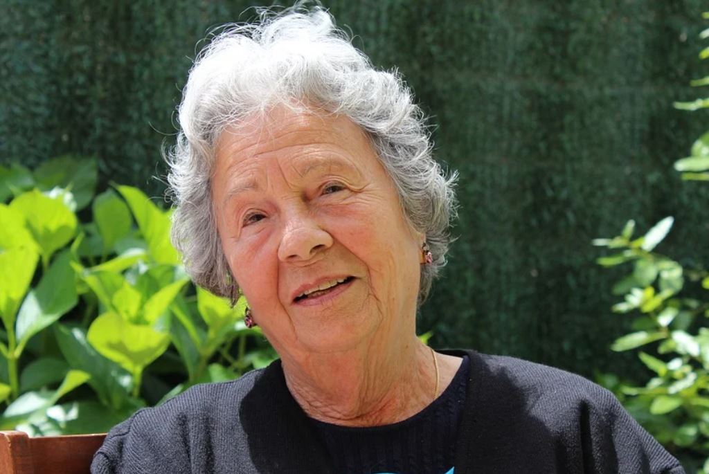 33 symbolic meanings of dreaming about grandmother