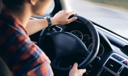 21 symbolic meanings of dreaming about driving