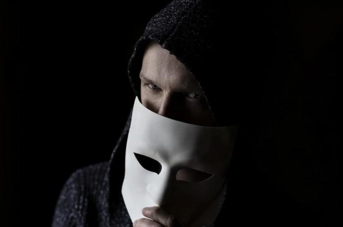 11 symbolic meanings of dreaming about masks