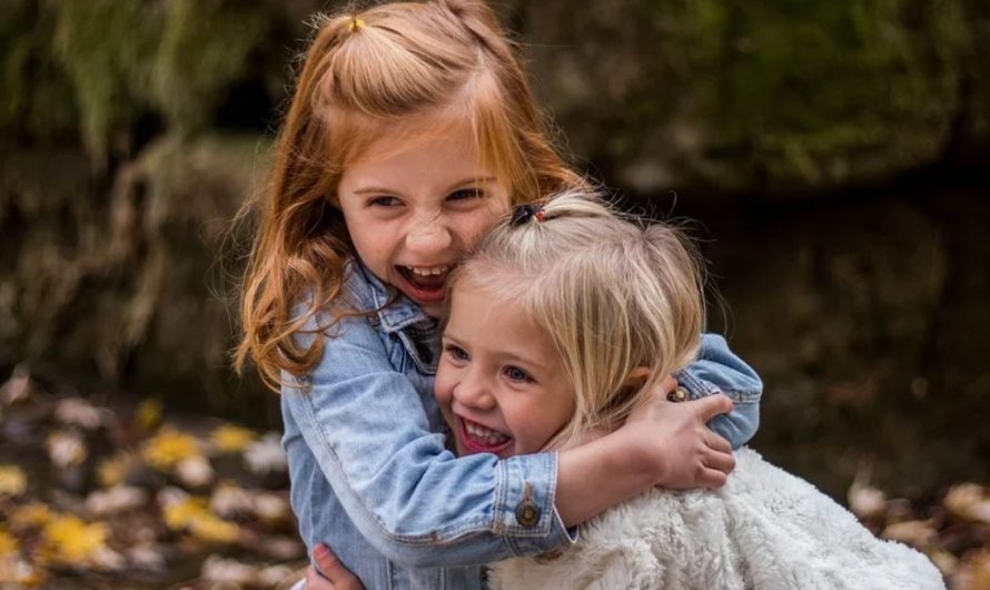 24 symbolic meanings of dreaming about hugging a friend