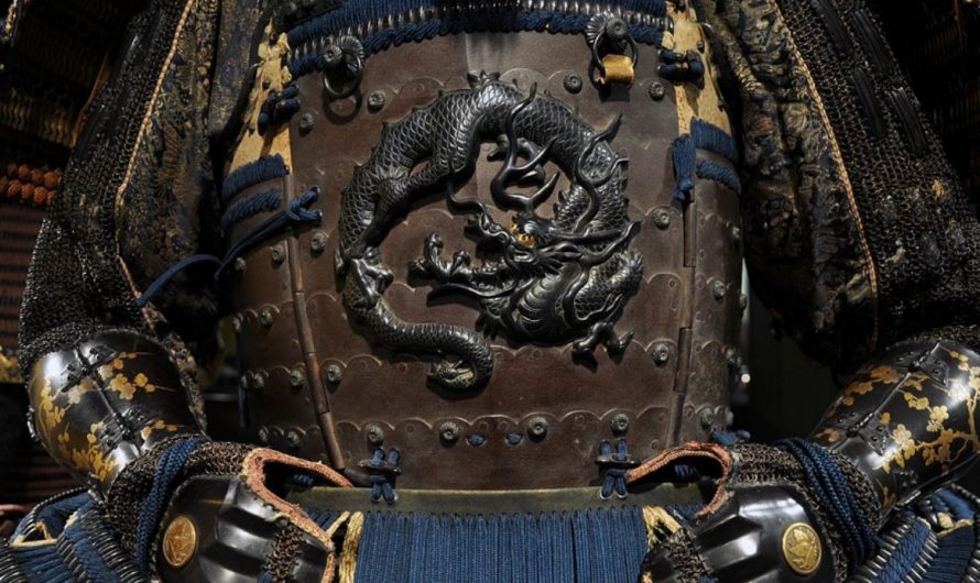 18 Symbolic Meanings of Dreaming About Wearing Armor
