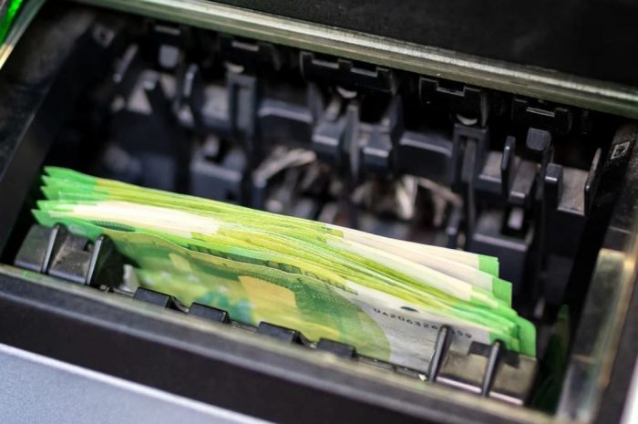 12 Symbolic Meanings of Dreaming About ATMs