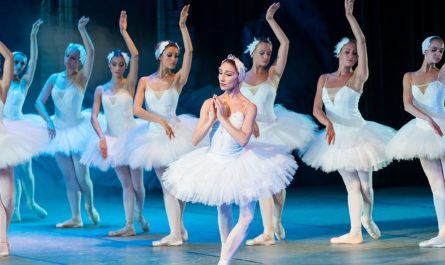 7 Symbolic Meanings of Dreaming About Ballet