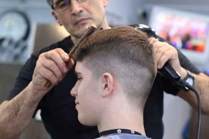 9 symbolic meanings of dreaming about a barber