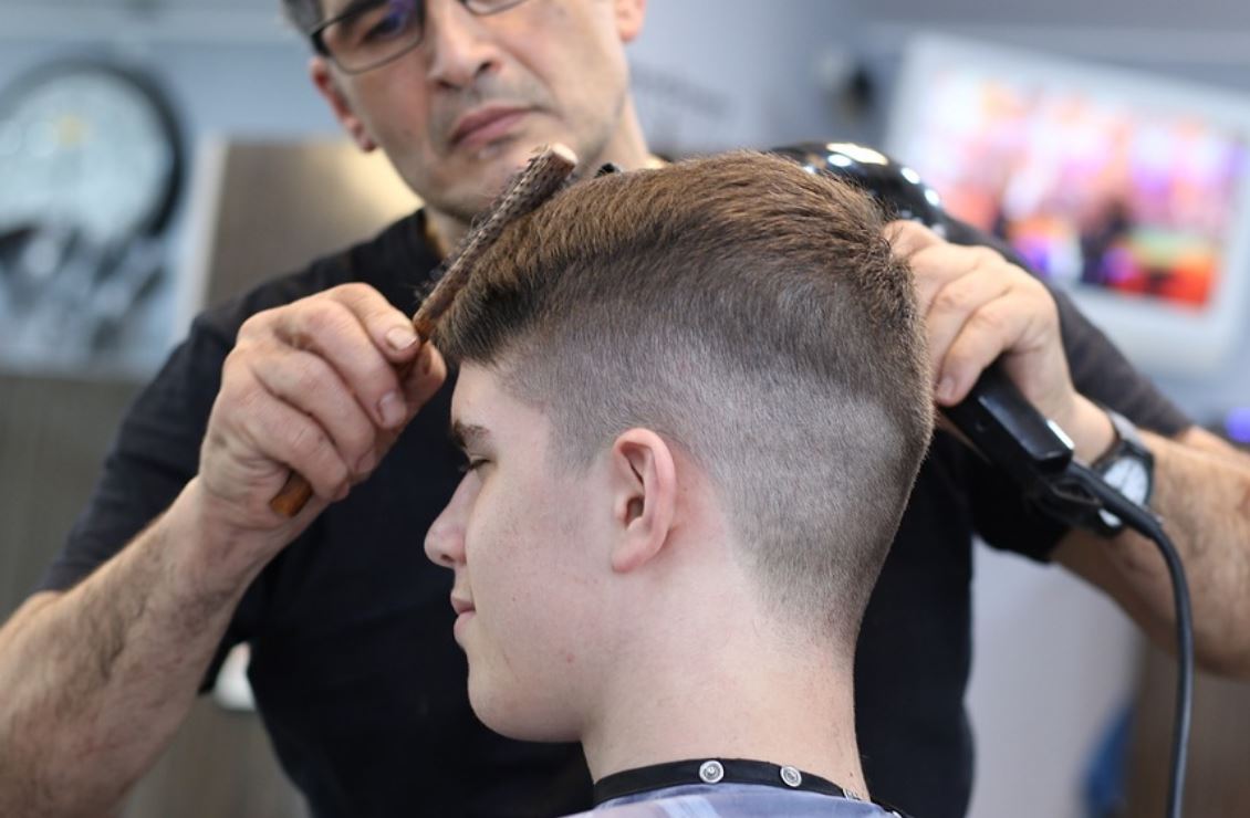 9 symbolic meanings of dreaming about a barber