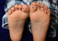 10 symbolic meanings of dreaming about barefoot