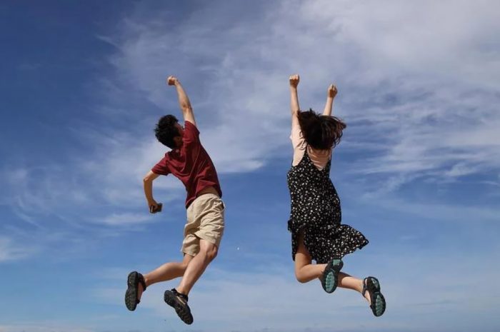 23 symbolic meanings of dreaming about comparing heights