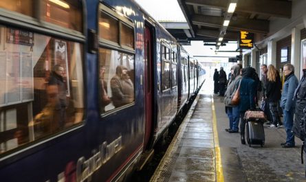 24 symbolic meanings of dreaming about train stations