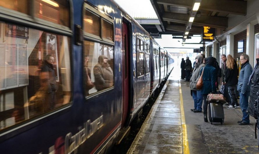 24 symbolic meanings of dreaming about train stations