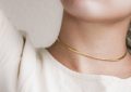 5 symbolic meanings of dreaming about wearing a gold necklace