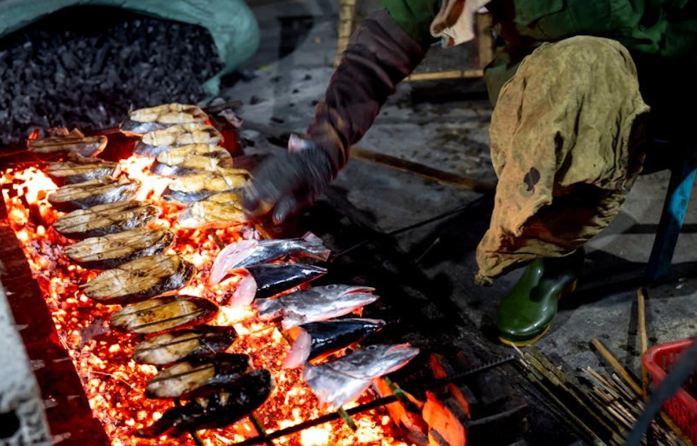 9 symbolic meanings of dreaming about eating fish