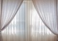 21 Symbolic Meanings of Dreaming about Curtains